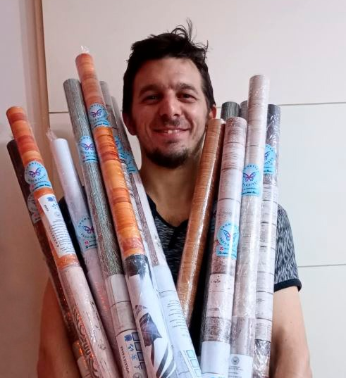 Andrés, CEO del equipo de Cromatika Deco